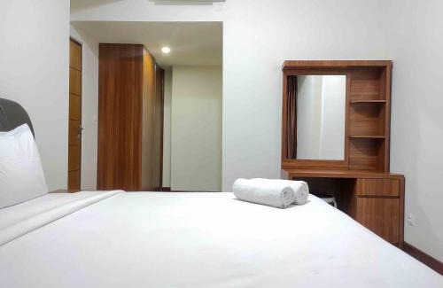 Panakkukang Apartment | Big and Comfy 3BR at Vida View Apartement By Travelio