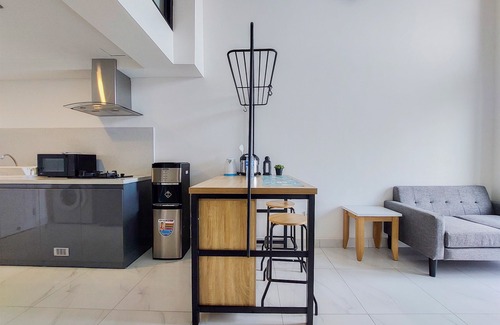 Tangerang Apartment | Big And Cozy Loft 3Br Kingland Avenue Apartment