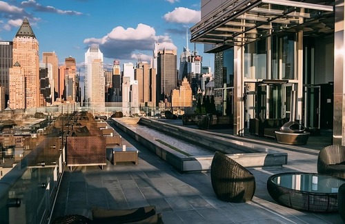Hell's Kitchen Hotel | Big Apple Getaway! Parking, Pets Allowed! Close to Rockefeller Center!