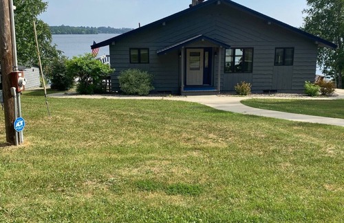 Cook Cabin | Big Bay on Lake Vermilion Cabin & Cottage with snowmobiling, fishing and fun!