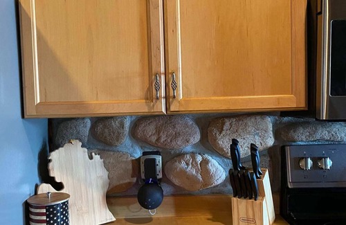 Curtis Township House | Big Bear Lodge 🐻🐾, On Lake w/Private Beach & Tiki Bar 🏖 Wi-fi & Dish Network!