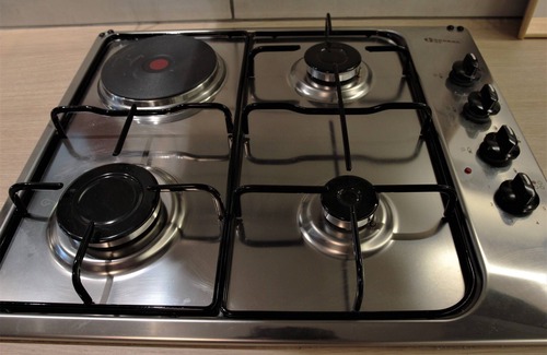 Longos House | BIG BLUE SEA IN GREEN