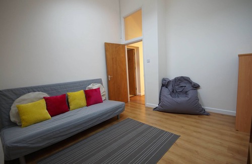 Finsbury Park Apartment | Big bright flat for 4-6 people with good links to around the city