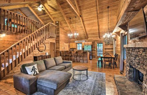 Big Canoe House | Big Canoe Mountain Resort Cabin with Pool Access!