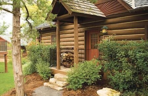 Big Cedars Resort | Big Cedar Wilderness Club Resort, Pool, fireplace!