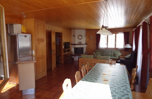 Fieschertal Ski Chalet | Big chalet with sauna, 3 bathrooms, walking minutes from cable car,private park.