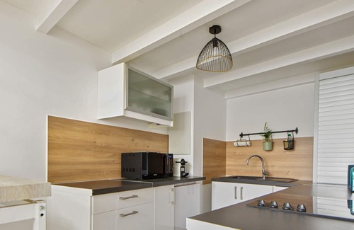 Wazemmes Apartment | Big charming studio in the center of Lille - Welkeys