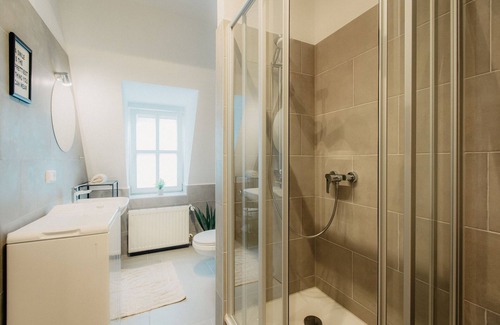 Zentrum-Ost Apartment | Big City 2-zimmer-appartement mit Wohnküche - Luga Homes - Chausseehaus