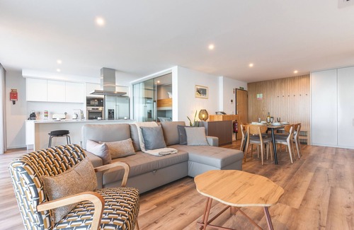 Camara de Lobos Apartment | Big Cliff Apartment by Atlantic Holiday