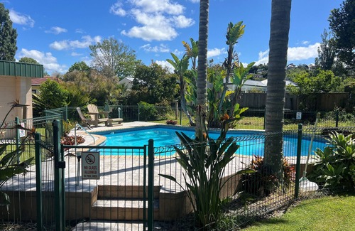 Manly House | Big Comfy Bachn200m wander to BeachnWifi nNetflixnBring your friends & your dog