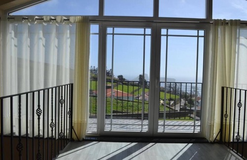 Angra do Heroismo House | Big Confortable Villa in Terceira Island