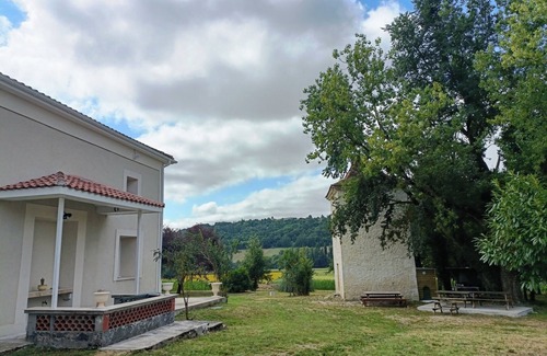 Blaymont House | Big cottage country 8 bedroom, pool, game room, spa, 24 people