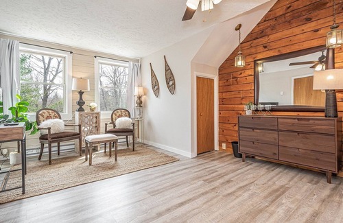 McHenry House | Big Dipper Lodge: Dog Friendly Getaway in Quiet Community, Minutes to Skiing &am
