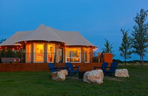 Fentress House | Big Dipper Safari Tent at Wahwahtaysee Resort on the San Marcos River