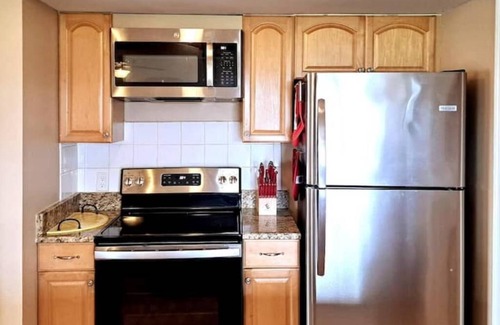 Fort Myers Apartment | BiG DoGs Welcome Comfy & Homey#3