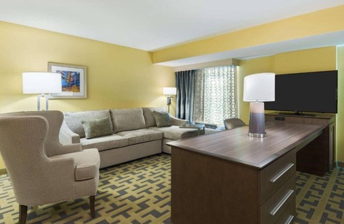 Westshore House | Big events and family fun Tampa style