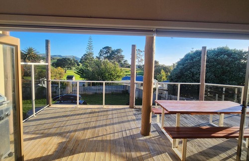 Riversdale House | Big family beach house