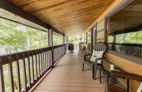 Big Creek Cabin | “Big Fun” Lake House