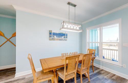 Dauphin Island House | Big Group Beach Escape