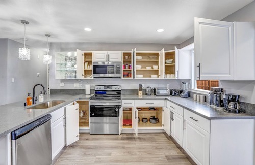 North Las Vegas House | Big Groups Retreat: Remodeled, Landscaped, King Beds, Desks, BBQ, Games