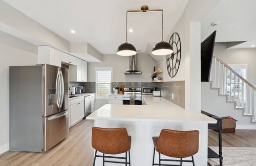 West Des Moines House | Big Groups/Spacious/4BD/2A