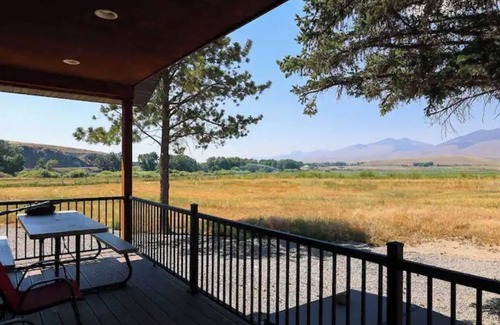 Glen House | Big Hole River Property- Lure House