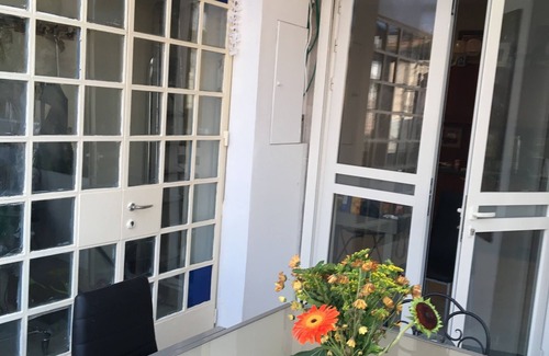 Jerusalem City Centre Apartment | Big Holiday Apartment Ctr Jerusalem - 12/12/to12/19 2017 or 3/16 to 4/10 2018