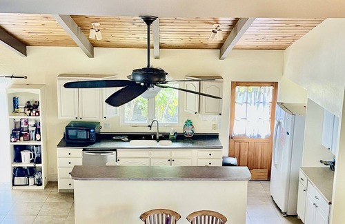 Keauhou House | Big home across the street from the beach, right at the golf course Pool/Spa/AC