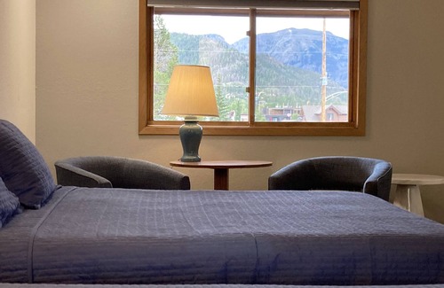 Grand Lake Hotel | Big Horn Lodge