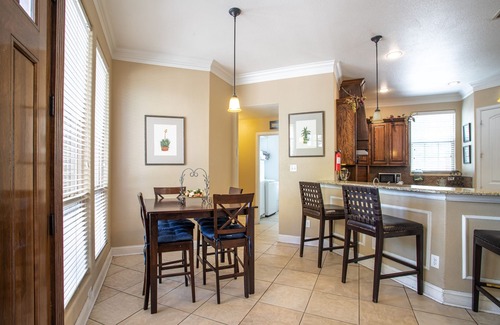 Dallas County House | Big House Big Patio with hot tub
