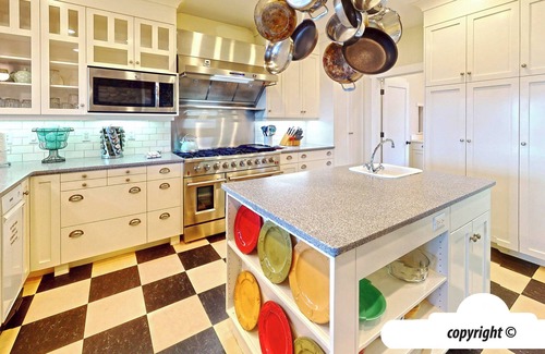 Gearhart House | BIG HOUSE LITTLE BEACH professionally managed by Seaside Vacation Homes, Inc