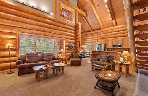 Leavenworth House | Big Jim Mountain Lodge - Meredith Lodging