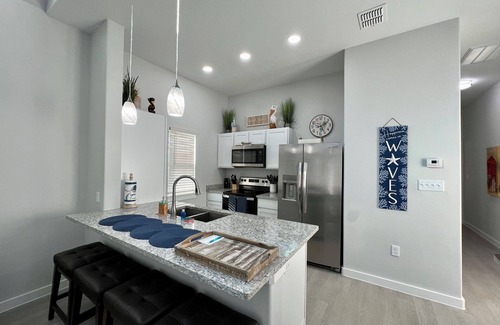 Central City House | Big Kahuna - 14936