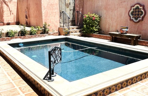 Baker Street House | BIG ONE OF A KIND EUROPEAN SPANISH MEXICAN HACIENDA HOUSE W/POOL ARTSY VINTAGE