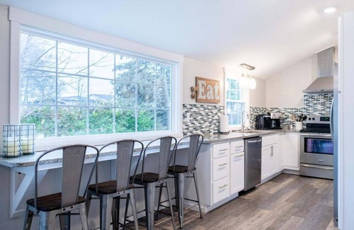 Holland House | Big Red Cottage sleeps 8+ near Lake Macatawa