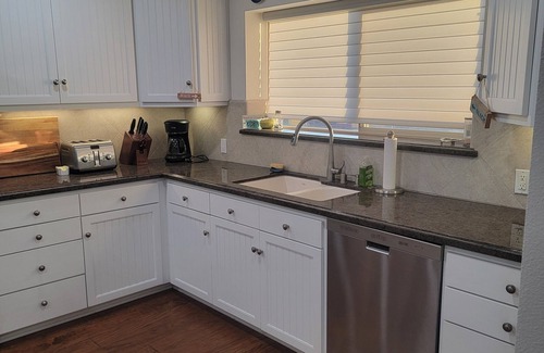 Oxnard Shores House | Big Relaxing Beach House 3 Bedrooms and a loft, less than 500 steps to the sand!