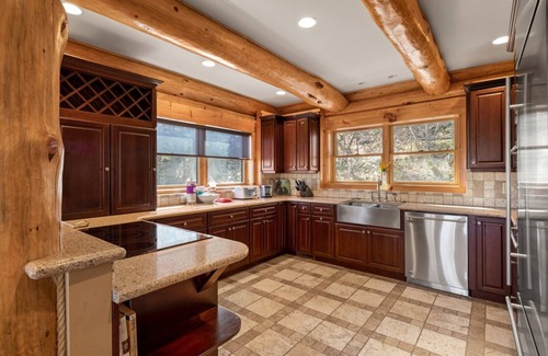 Lake Lure House | Big Rock Lodge - Mr. Lake Lure Vacation Rentals