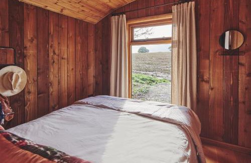 Pembridge House | Big Sky Hideaway