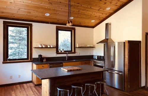 Gallatin Gateway House | Big Sky Location. Away from the crowd. Newly Renovated.