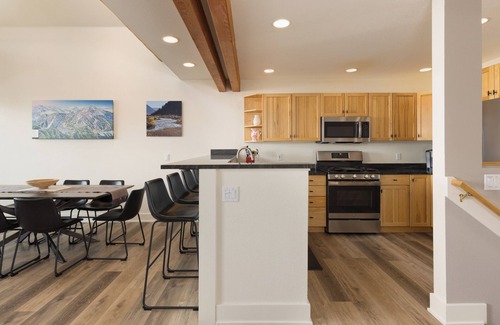 Saddle Ridge House | Big Sky Vacation Rentals: Saddle Ridge I-3