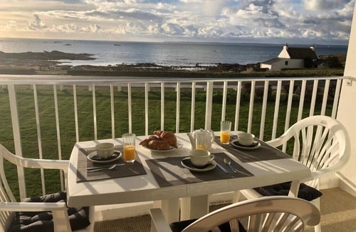 Quiberon Apartment | Big studio overlooking the 3 islands near thalassotherapy