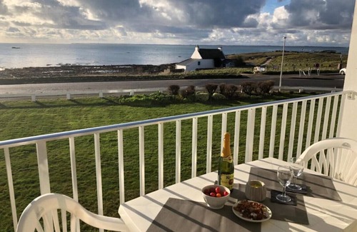 Quiberon Apartment | Big studio overlooking the 3 islands near thalassotherapy