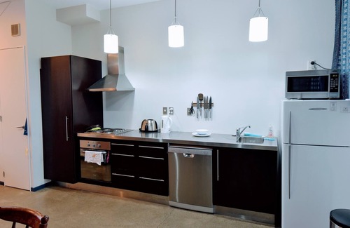 Newtown House | Big Sunny 3Levels House+free Car Park+Central
