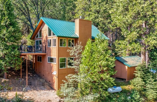 Fish Camp Cabin | Big Tree Cabin