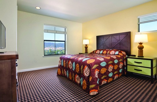 Angels Camp Resort | Big tree country in style!