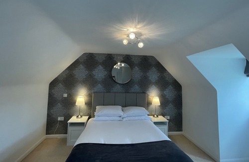 Willian House | Biggleswade Gorgeous Four Bedroom House