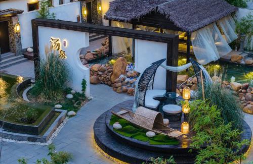 Lintong District Hotel | BigHouse