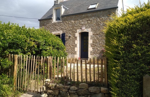 Plomeur House | Bigoudène Torch House