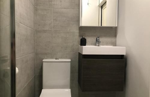 Folkestone House | Bijou Annexe, Sea View, Private Entrance & Parking - FOLKESTONE