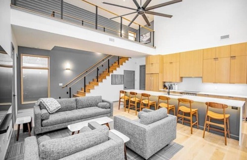 Downtown House | Bike House 1 - Hot Tub and Sauna - Downtown - Direct Access to MTB Trail